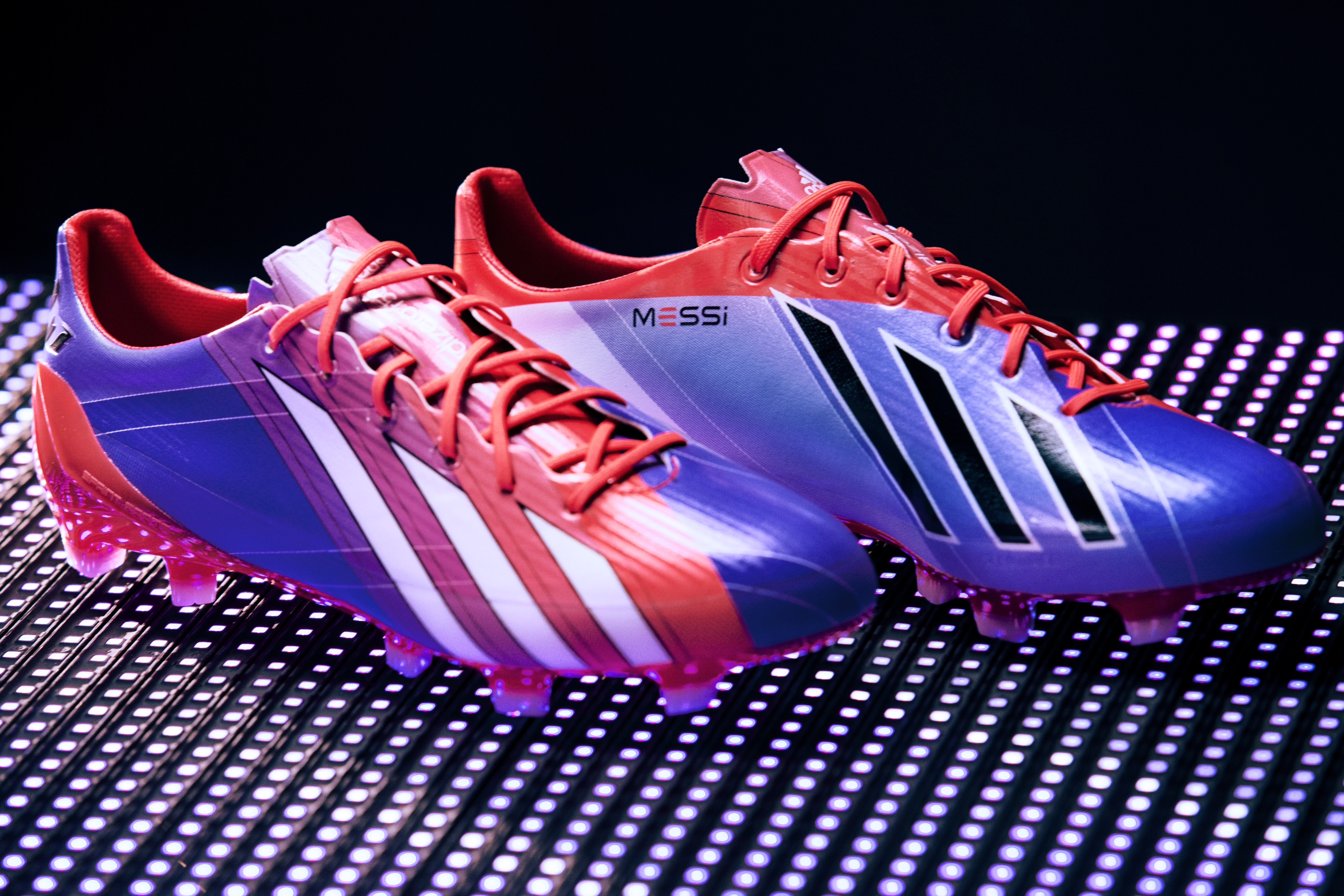 messi pink football boots